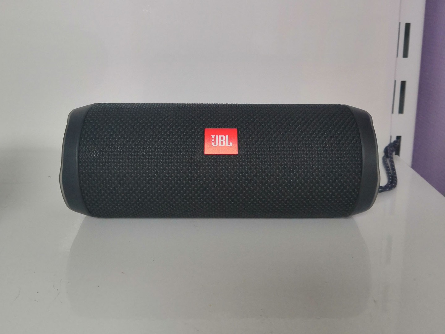 Портативная акустика JBL Flip 4 Портативная акустика JBL Flip 4